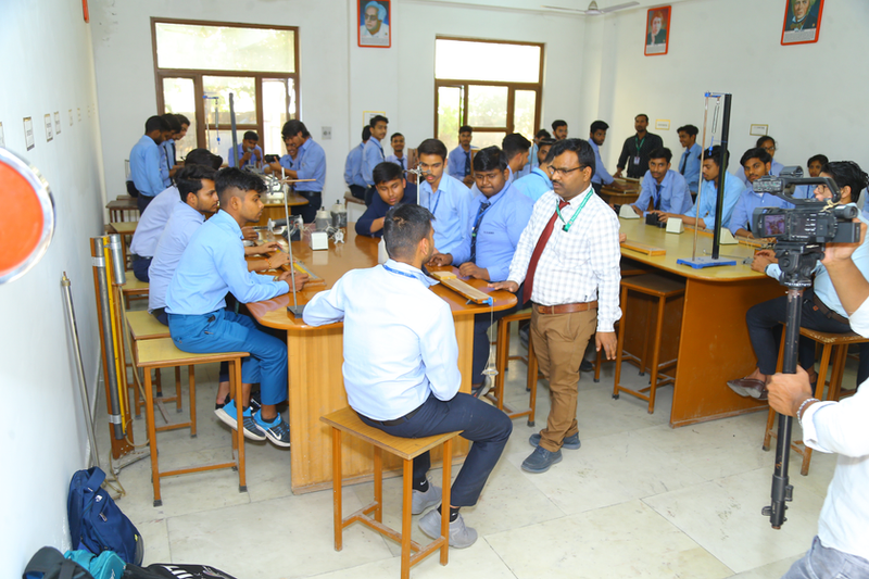 Science Labs